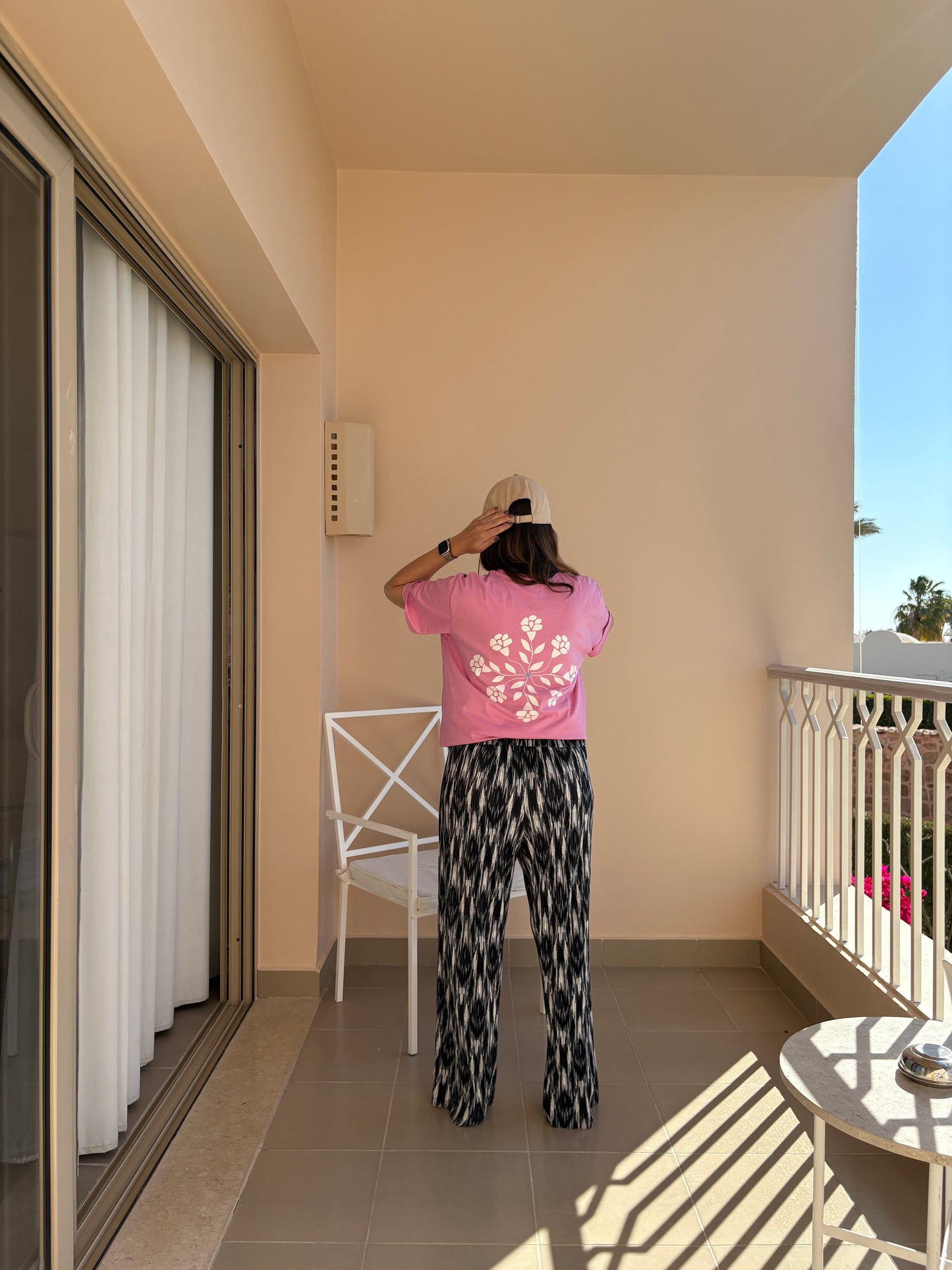 FLORA TEE