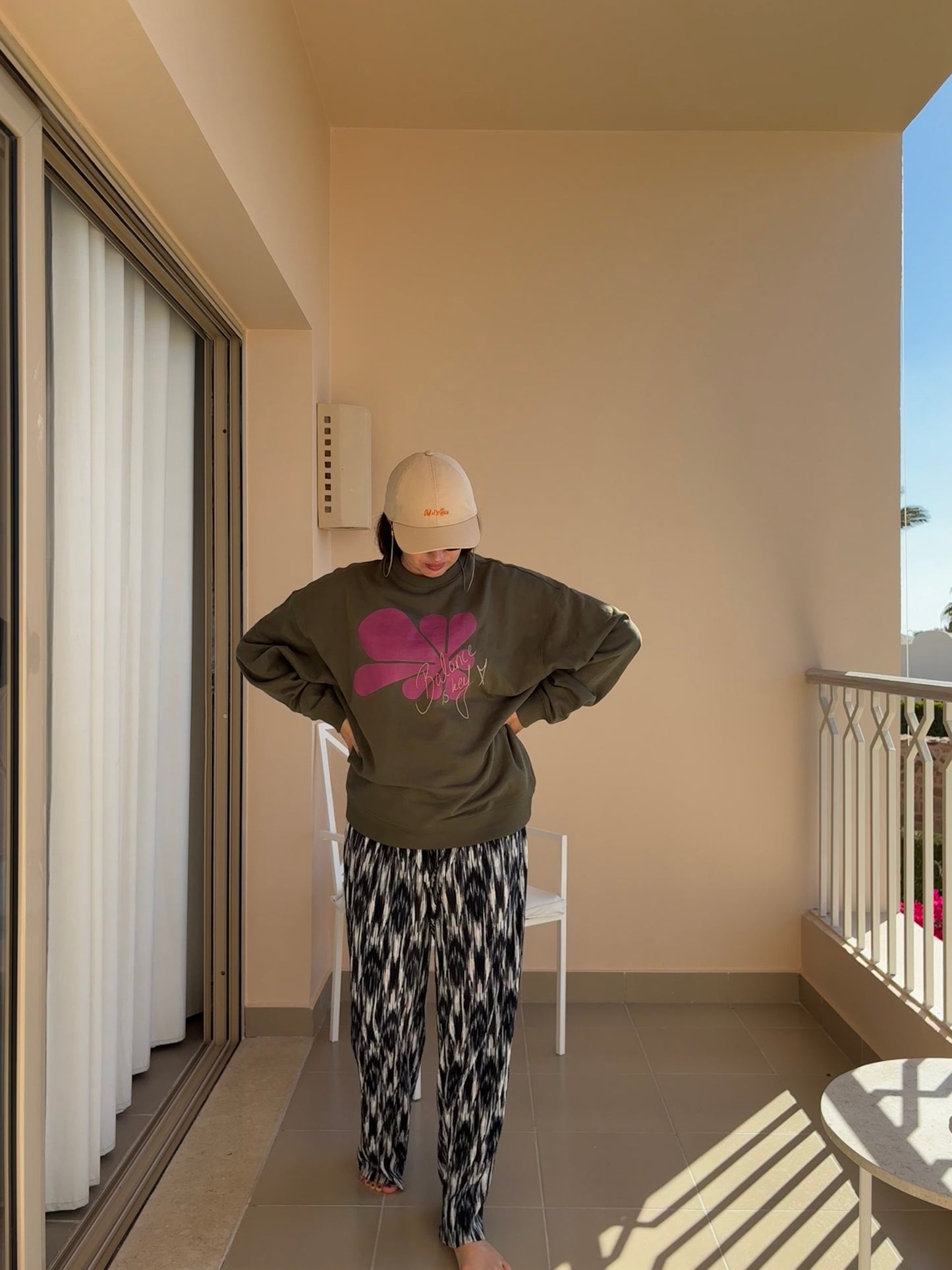 BALANCE SWEATER